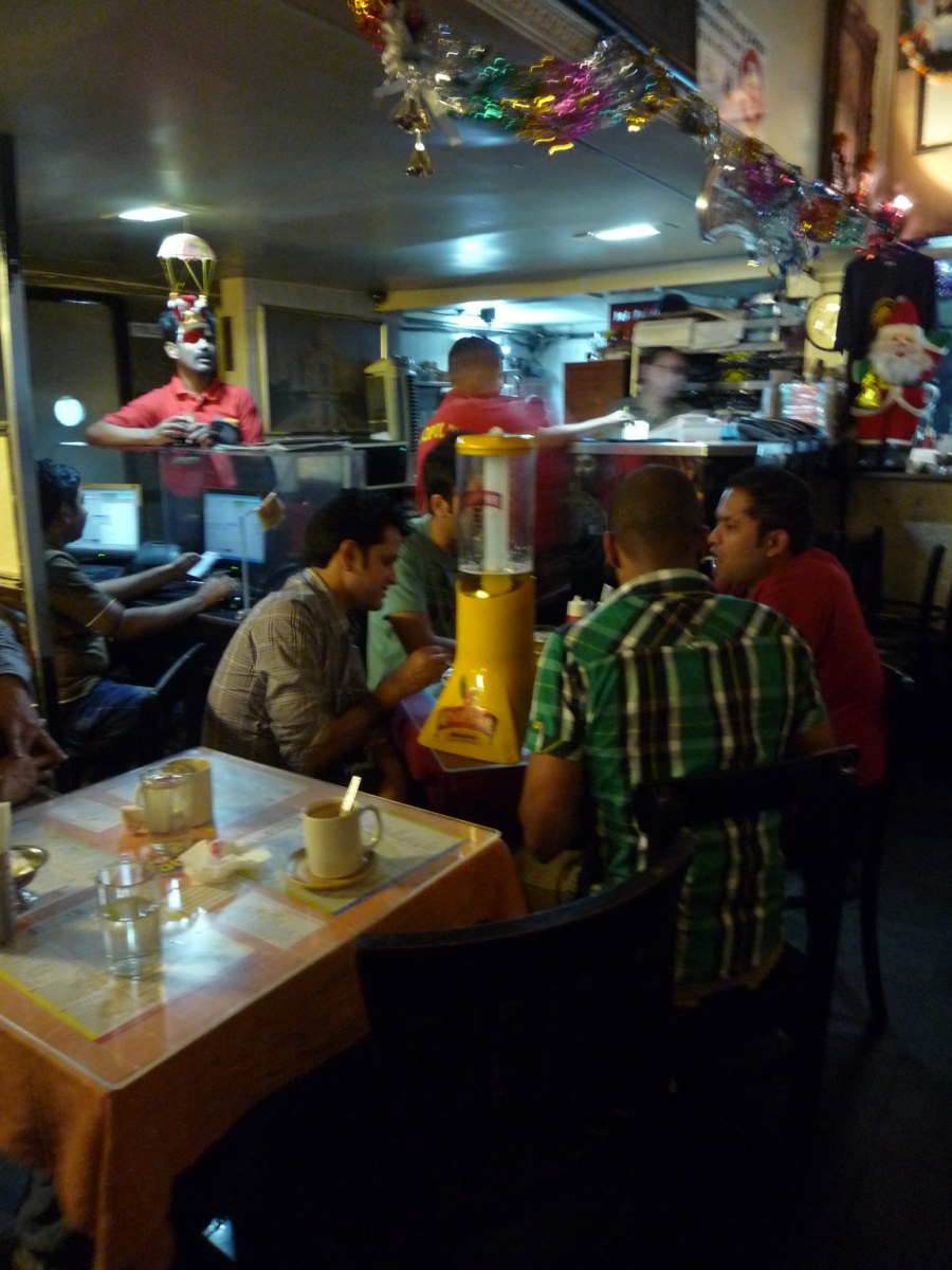 Leopold Cafe02